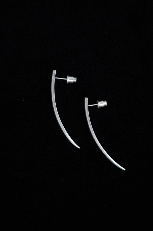 Fang Earring